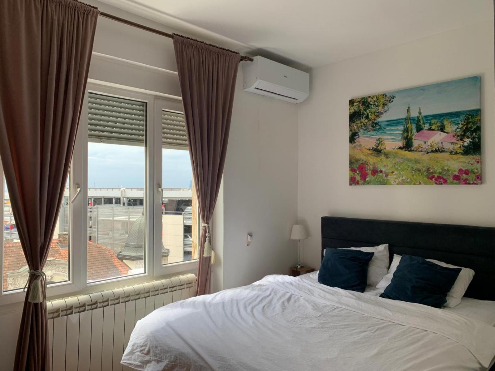 City Center Crown Apartment 贝尔格莱德 外观 照片